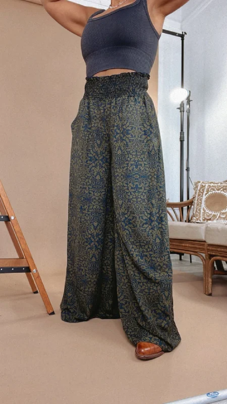 All She Wrote Wide Leg Pant , Navy/Olive